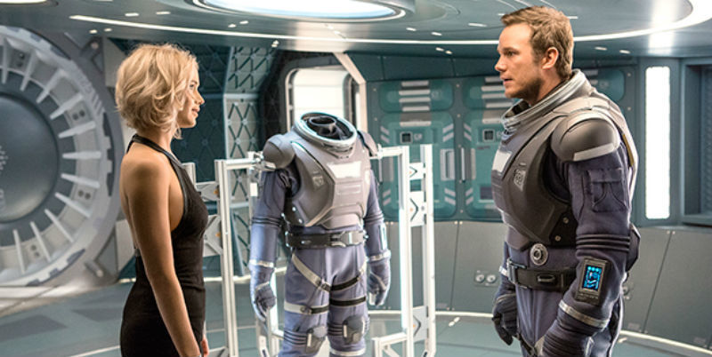 Jennifer Lawrence and Chris Pratt in PASSENGERS