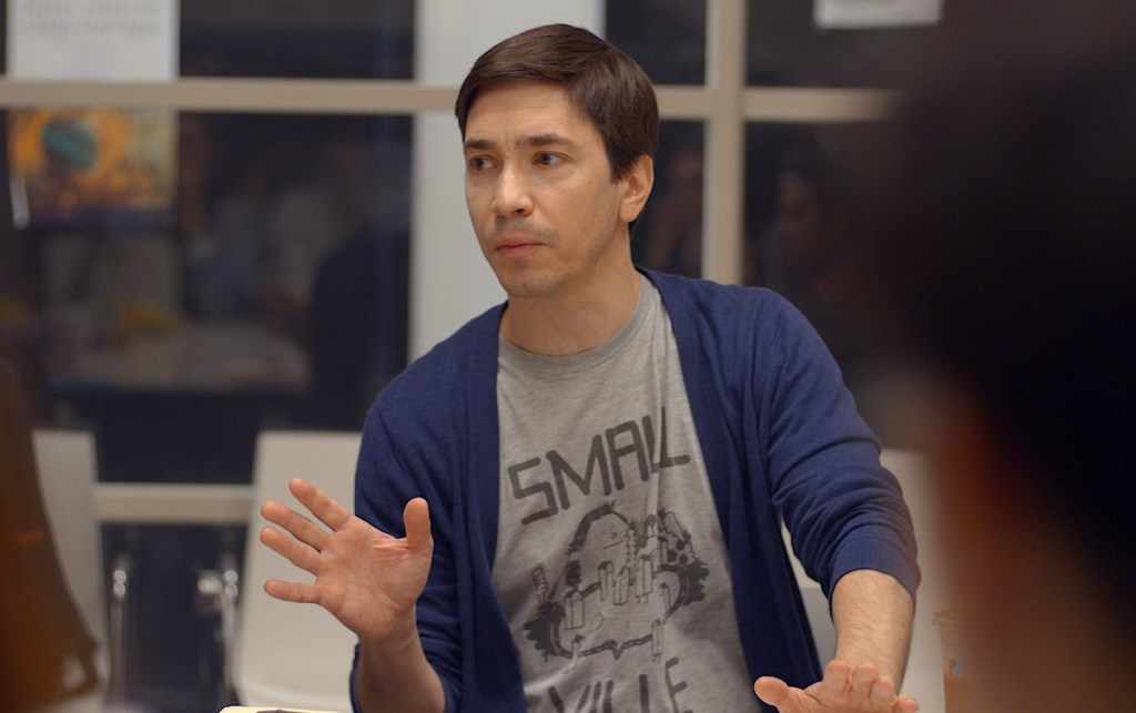 Justin Long tries to manage students in the film After Class